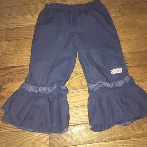 Women’s Ruffle Girl size medium denim capris